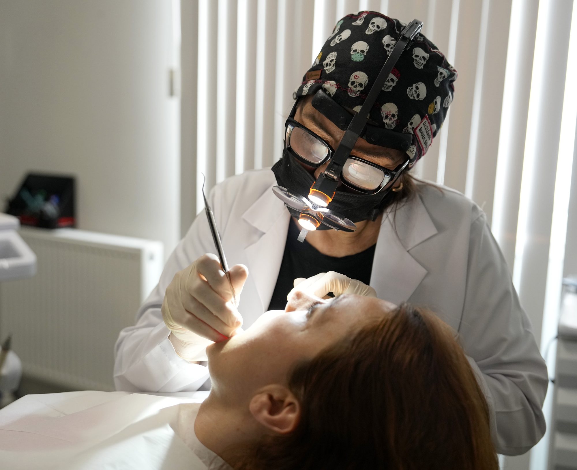 Dental treatment at our clinic in Şişli, Istanbul